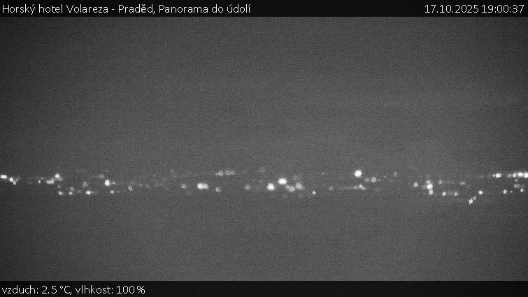 Horský hotel Volareza - Praděd - Panorama do údolí - 17.10.2025 v 19:00 Horský hotel Volareza - Praděd - Panorama do údolí - 17.10.2025 v 19:00