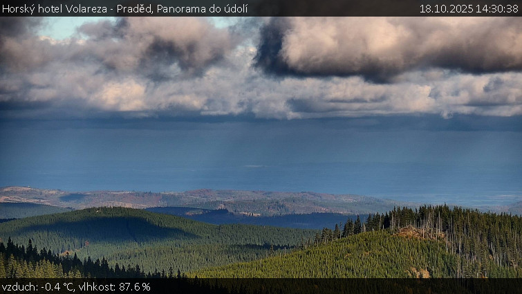 Horský hotel Volareza - Praděd - Panorama do údolí - 18.10.2025 v 14:30 Horský hotel Volareza - Praděd - Panorama do údolí - 18.10.2025 v 14:30