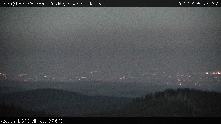 Horský hotel Volareza - Praděd - Panorama do údolí - 20.10.2025 v 18:30 Horský hotel Volareza - Praděd - Panorama do údolí - 20.10.2025 v 18:30