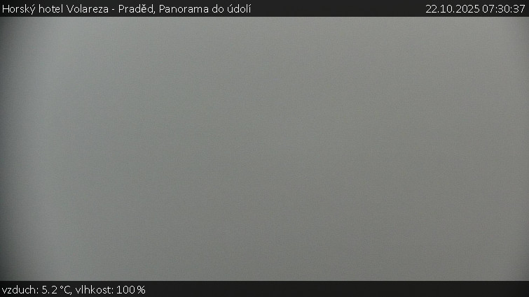 Horský hotel Volareza - Praděd - Panorama do údolí - 22.10.2025 v 07:30 Horský hotel Volareza - Praděd - Panorama do údolí - 22.10.2025 v 07:30