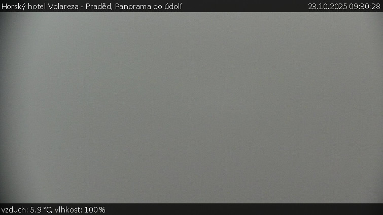 Horský hotel Volareza - Praděd - Panorama do údolí - 23.10.2025 v 09:30 Horský hotel Volareza - Praděd - Panorama do údolí - 23.10.2025 v 09:30