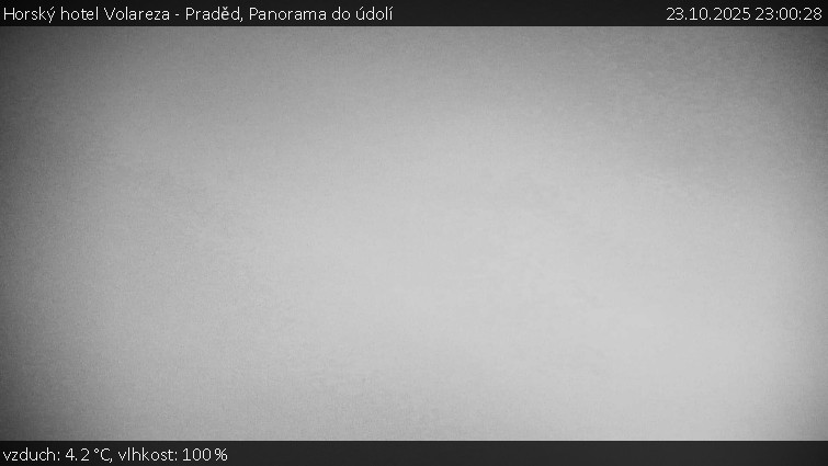 Horský hotel Volareza - Praděd - Panorama do údolí - 23.10.2025 v 23:00 Horský hotel Volareza - Praděd - Panorama do údolí - 23.10.2025 v 23:00