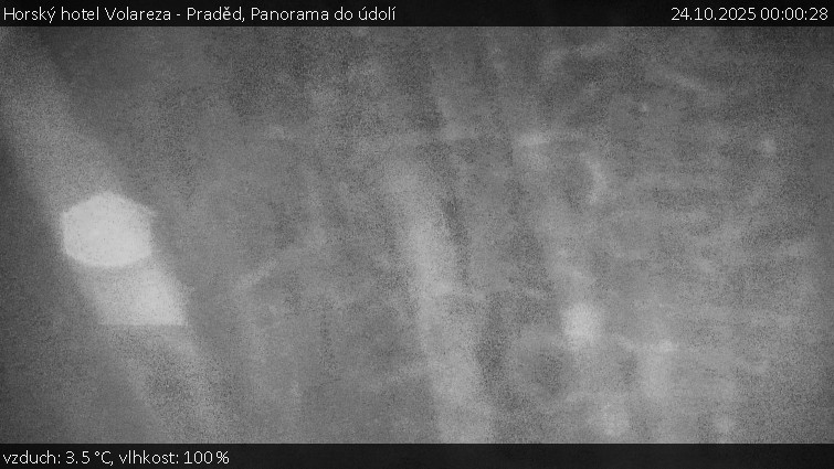 Horský hotel Volareza - Praděd - Panorama do údolí - 24.10.2025 v 00:00 Horský hotel Volareza - Praděd - Panorama do údolí - 24.10.2025 v 00:00