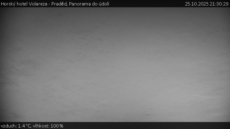 Horský hotel Volareza - Praděd - Panorama do údolí - 25.10.2025 v 21:30 Horský hotel Volareza - Praděd - Panorama do údolí - 25.10.2025 v 21:30