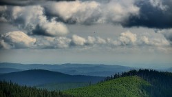 Panorama do údolí