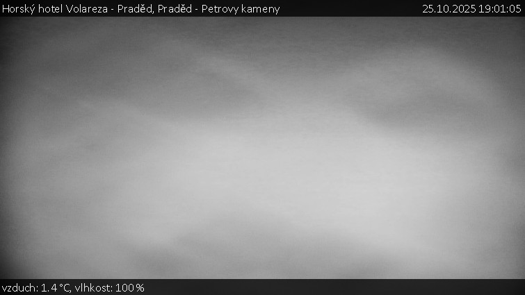 Horský hotel Volareza - Praděd - Praděd - Petrovy kameny - 25.10.2025 v 19:01 Horský hotel Volareza - Praděd - Praděd - Petrovy kameny - 25.10.2025 v 19:01