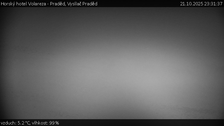 Horský hotel Volareza - Praděd - Vysílač Praděd - 21.10.2025 v 23:31 Horský hotel Volareza - Praděd - Vysílač Praděd - 21.10.2025 v 23:31