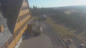 Sporthotel Kurzovní - Parkoviště a hlavní vchod - 5.11.2024 v 09:00 Sporthotel Kurzovní - Parkoviště a hlavní vchod - 5.11.2024 v 09:00