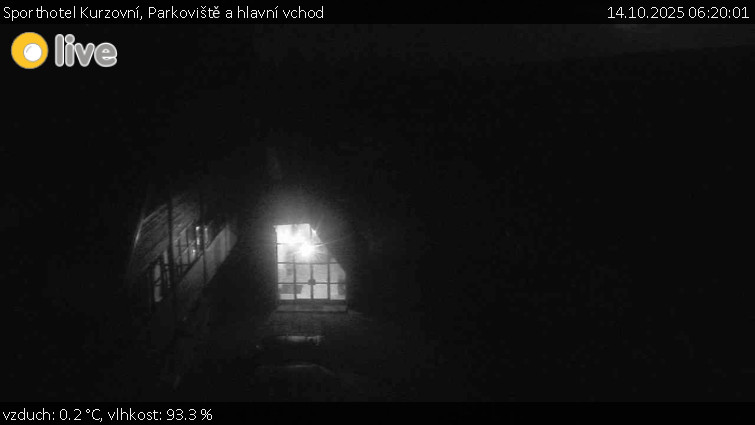 Sporthotel Kurzovní - Parkoviště a hlavní vchod - 14.10.2025 v 06:20 Sporthotel Kurzovní - Parkoviště a hlavní vchod - 14.10.2025 v 06:20