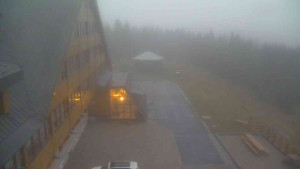 Sporthotel Kurzovní - Parkoviště a hlavní vchod - 24.10.2025 v 07:35 Sporthotel Kurzovní - Parkoviště a hlavní vchod - 24.10.2025 v 07:35