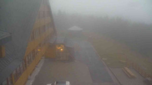 Sporthotel Kurzovní - Parkoviště a hlavní vchod - 24.10.2025 v 07:55 Sporthotel Kurzovní - Parkoviště a hlavní vchod - 24.10.2025 v 07:55