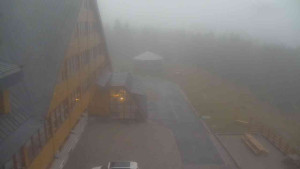 Sporthotel Kurzovní - Parkoviště a hlavní vchod - 24.10.2025 v 08:00 Sporthotel Kurzovní - Parkoviště a hlavní vchod - 24.10.2025 v 08:00