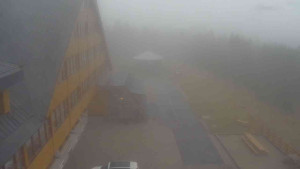 Sporthotel Kurzovní - Parkoviště a hlavní vchod - 24.10.2025 v 12:50 Sporthotel Kurzovní - Parkoviště a hlavní vchod - 24.10.2025 v 12:50