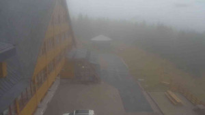 Sporthotel Kurzovní - Parkoviště a hlavní vchod - 24.10.2025 v 14:20 Sporthotel Kurzovní - Parkoviště a hlavní vchod - 24.10.2025 v 14:20
