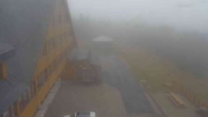 Sporthotel Kurzovní - Parkoviště a hlavní vchod - 24.10.2025 v 14:50 Sporthotel Kurzovní - Parkoviště a hlavní vchod - 24.10.2025 v 14:50