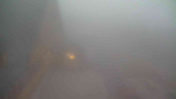 Parkoviště a hlavní vchod