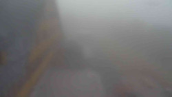 Parkoviště a hlavní vchod