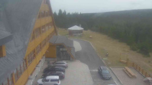 Sporthotel Kurzovní - Parkoviště a hlavní vchod - 15.11.2025 v 09:00 Sporthotel Kurzovní - Parkoviště a hlavní vchod - 15.11.2025 v 09:00