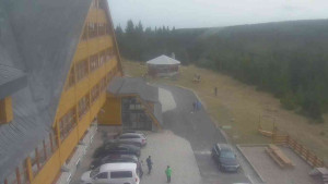 Sporthotel Kurzovní - Parkoviště a hlavní vchod - 15.11.2025 v 10:45 Sporthotel Kurzovní - Parkoviště a hlavní vchod - 15.11.2025 v 10:45