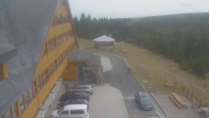 Sporthotel Kurzovní - Parkoviště a hlavní vchod - 15.11.2025 v 11:25 Sporthotel Kurzovní - Parkoviště a hlavní vchod - 15.11.2025 v 11:25