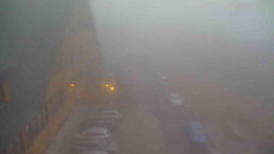 Parkoviště a hlavní vchod