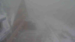 Parkoviště a hlavní vchod