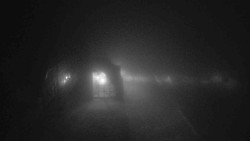 Parkoviště a hlavní vchod