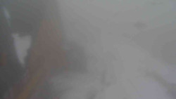 Parkoviště a hlavní vchod