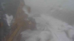 Parkoviště a hlavní vchod