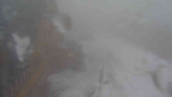 Parkoviště a hlavní vchod