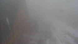 Parkoviště a hlavní vchod