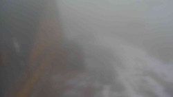 Parkoviště a hlavní vchod