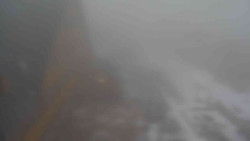 Parkoviště a hlavní vchod