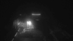 Parkoviště a hlavní vchod