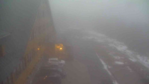 Sporthotel Kurzovní - Parkoviště a hlavní vchod - 9.12.2025 v 07:45 Sporthotel Kurzovní - Parkoviště a hlavní vchod - 9.12.2025 v 07:45