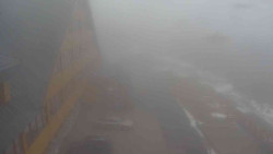 Parkoviště a hlavní vchod