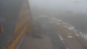 Sporthotel Kurzovní - Parkoviště a hlavní vchod - 9.12.2025 v 13:00 Sporthotel Kurzovní - Parkoviště a hlavní vchod - 9.12.2025 v 13:00