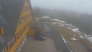 Sporthotel Kurzovní - Parkoviště a hlavní vchod - 9.12.2025 v 14:00 Sporthotel Kurzovní - Parkoviště a hlavní vchod - 9.12.2025 v 14:00