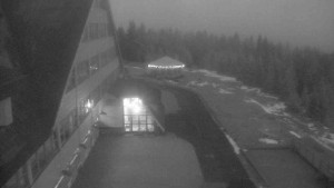 Sporthotel Kurzovní - Parkoviště a hlavní vchod - 9.12.2025 v 16:20 Sporthotel Kurzovní - Parkoviště a hlavní vchod - 9.12.2025 v 16:20