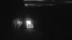 Parkoviště a hlavní vchod