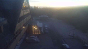 Sporthotel Kurzovní - Parkoviště a hlavní vchod - 14.12.2025 v 07:10 Sporthotel Kurzovní - Parkoviště a hlavní vchod - 14.12.2025 v 07:10