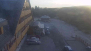 Sporthotel Kurzovní - Parkoviště a hlavní vchod - 14.12.2025 v 08:05 Sporthotel Kurzovní - Parkoviště a hlavní vchod - 14.12.2025 v 08:05