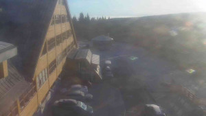 Sporthotel Kurzovní - Parkoviště a hlavní vchod - 14.12.2025 v 08:35 Sporthotel Kurzovní - Parkoviště a hlavní vchod - 14.12.2025 v 08:35