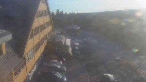 Sporthotel Kurzovní - Parkoviště a hlavní vchod - 14.12.2025 v 08:45 Sporthotel Kurzovní - Parkoviště a hlavní vchod - 14.12.2025 v 08:45