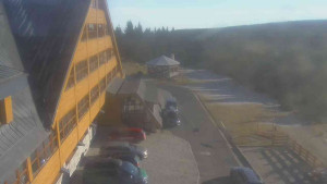 Sporthotel Kurzovní - Parkoviště a hlavní vchod - 14.12.2025 v 10:40 Sporthotel Kurzovní - Parkoviště a hlavní vchod - 14.12.2025 v 10:40