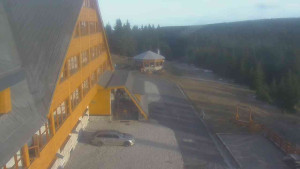 Sporthotel Kurzovní - Parkoviště a hlavní vchod - 14.12.2025 v 14:30 Sporthotel Kurzovní - Parkoviště a hlavní vchod - 14.12.2025 v 14:30