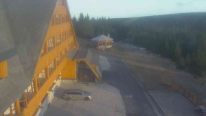 Sporthotel Kurzovní - Parkoviště a hlavní vchod - 14.12.2025 v 15:05 Sporthotel Kurzovní - Parkoviště a hlavní vchod - 14.12.2025 v 15:05