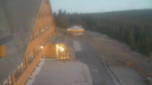 Sporthotel Kurzovní - Parkoviště a hlavní vchod - 14.12.2025 v 16:20 Sporthotel Kurzovní - Parkoviště a hlavní vchod - 14.12.2025 v 16:20