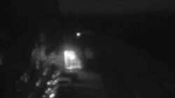 Parkoviště a hlavní vchod