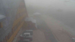 Sporthotel Kurzovní - Parkoviště a hlavní vchod - 23.12.2025 v 08:45 Sporthotel Kurzovní - Parkoviště a hlavní vchod - 23.12.2025 v 08:45